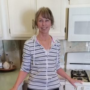 Meet your Posher, Joy